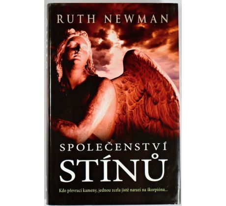 Společenství stínů - Ruth Newman